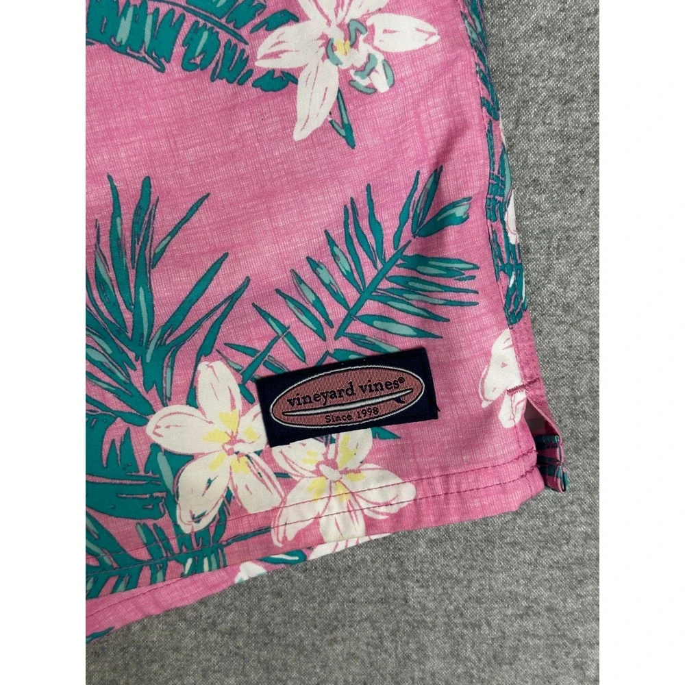 Vineyard Vines Swim‎ Trunks Men L Pink Tropical Floral Shorts 6.5 Inseam